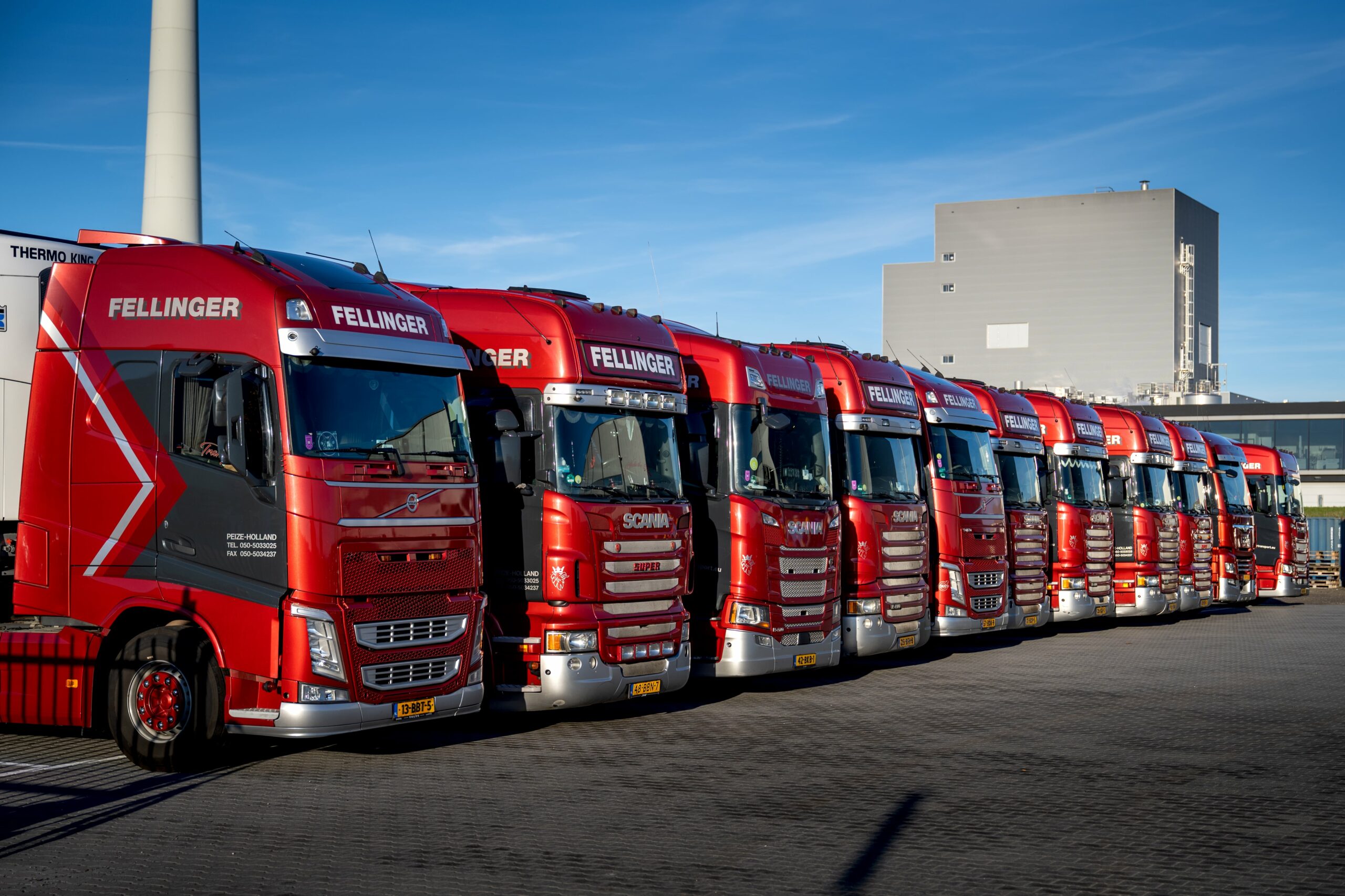 20221112-JP22683940-min